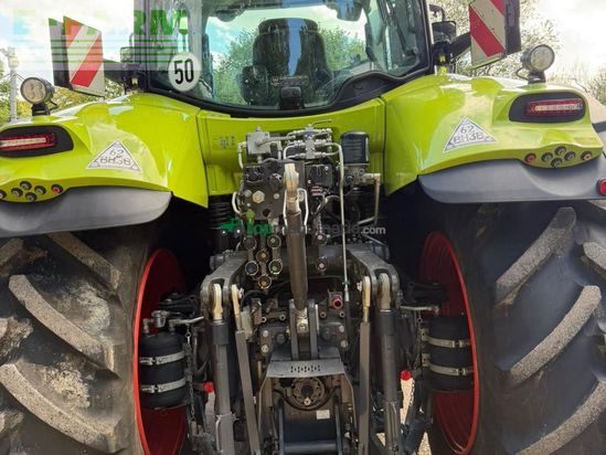 Tractor agrícola - Claas - AXION 830