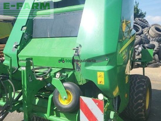 Empacadora gigant - John Deere - v 451 pm
