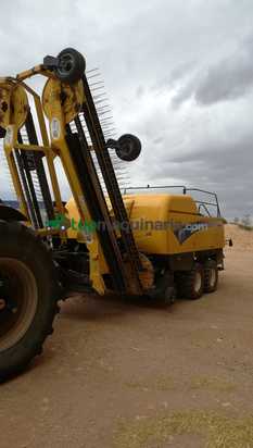 Empacadora gigant - New Holland - BB9070