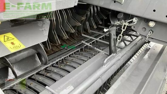 Empacadora gigant - Claas - rollant 520 rc