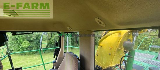 Cosechadora de Cereal - John Deere - 7700