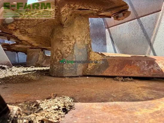 Remolqu esparcidor - JF Stoll - vm 16