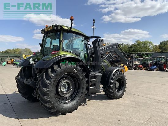 Tractor agrícola - Valtra - t175 versu telehandler (st24299) Versu