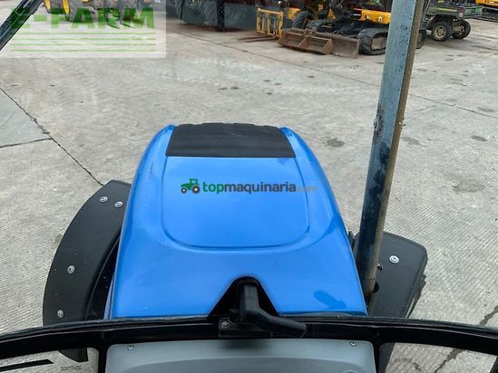 Tractor agrícola - New Holland - t4.90f narrow tractor (st26779)