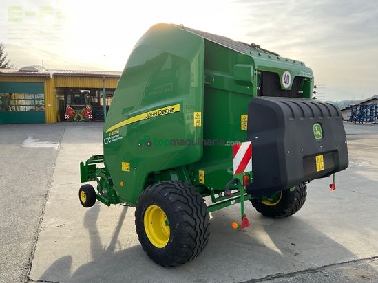 Empacadora gigant - John Deere - V451 M