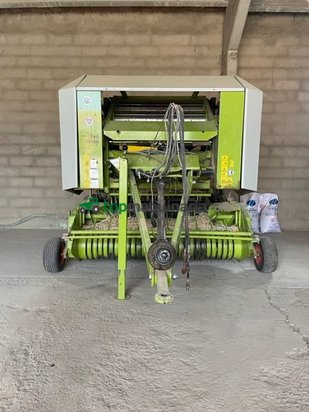 Rotoempacadora CLAAS ROLLANT 240