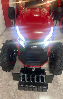 Tractor agrícola - TYM F50C 55 CV –CON CABINA