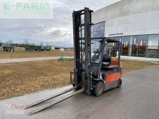 Elevadora - Toyota - 7fbmf30