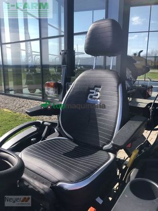 Tractor agrícola - Solis - 26