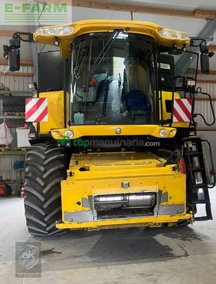 Cosechadora de Cereal - New Holland - cr8080