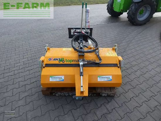 Riego -  - giant kehrmaschine 1200
