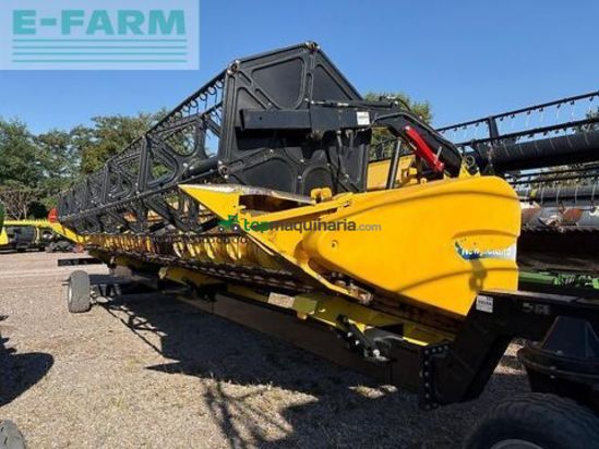 Cosechadora de Cereal - New Holland - cr 9070