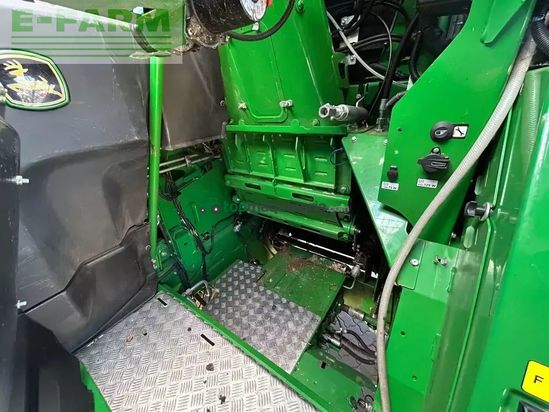 Cosechadora de Cereal - John Deere - 9700i