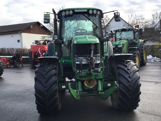 Tractor agrícola - John Deere - 6830