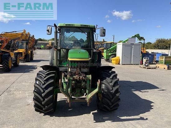 Tractor agrícola - John Deere - 6810 tractor (st23891)