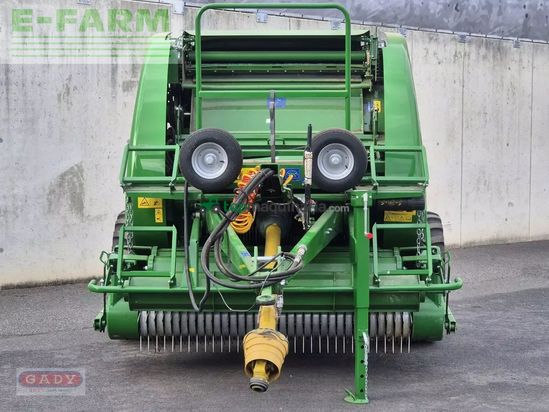 Empacadora gigant - McHale - f560 rundballenpresse