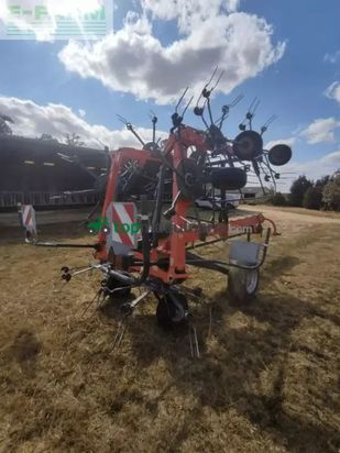 Henificador - Kubota - te8511c