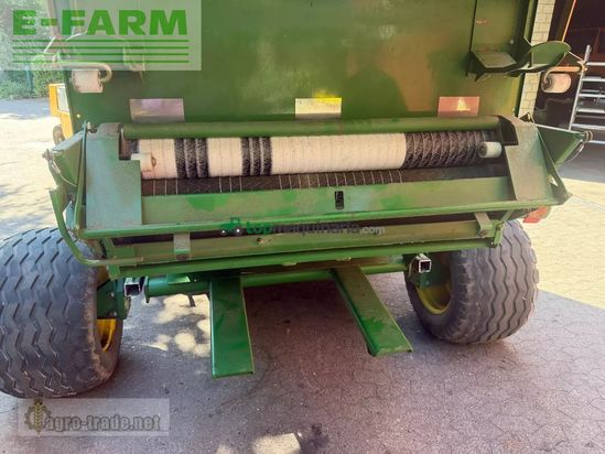 Empacadora gigant - John Deere - 592 hiflow coveredge