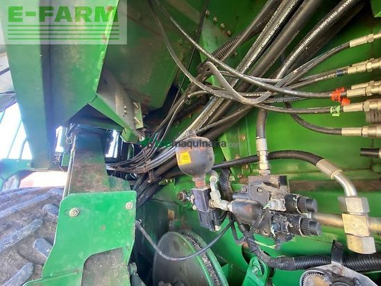 Cosechadora de Cereal - John Deere - w650