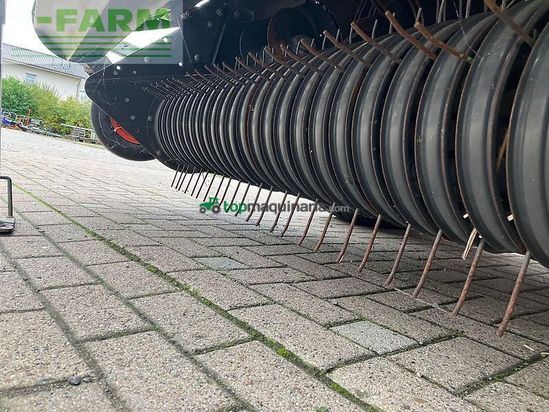 Empacadora gigant - Claas - variant 385