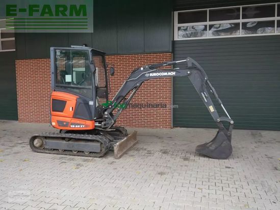 Excavadora - Case IH - eurocomach es25zt