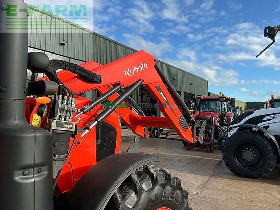 Tractor agrícola - Kubota - m7-133 tractor (st25633)