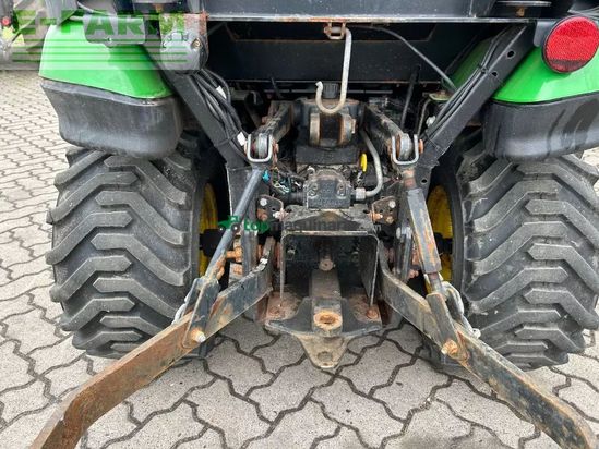 Tractor agrícola - John Deere - 1026 r