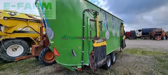 Remolqu esparcidor - Peecon - mammoet 30 kbm