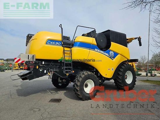 Cosechadora de Cereal - New Holland - cx 6.90