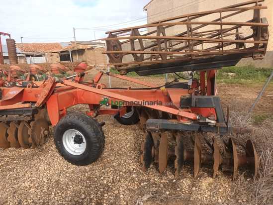 Grada Gregoire Besson 26 discos con rodillo 