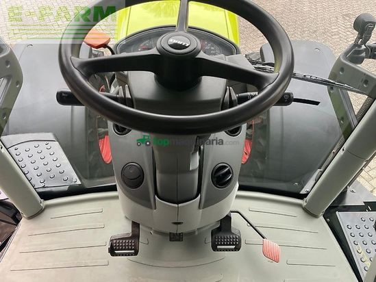 Tractor agrícola - Claas - axion 830