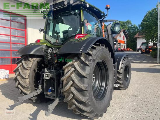 Tractor agrícola - Valtra - n155d m. rüfa und forstkabine
