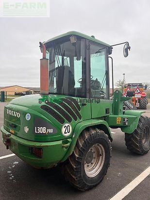 Minicargadora - Volvo - l 30 b