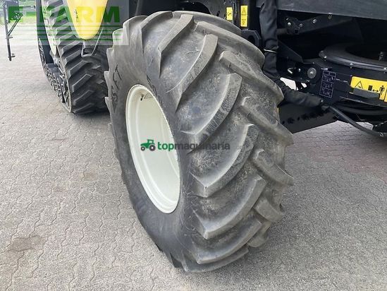 Cosechadora de Cereal - New Holland - cx 8.80