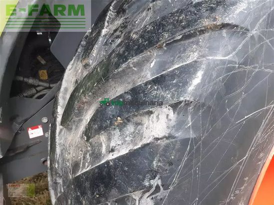 Esparcidor - Claas - xerion 4000 saddle trac SADDLE TRAC