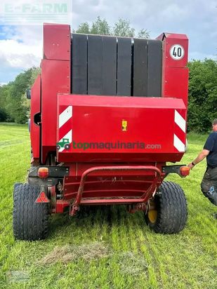 Empacadora gigant - New Holland - br 750