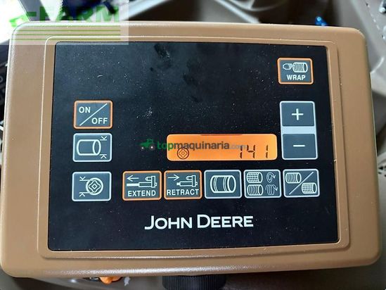 Empacadora gigant - John Deere - v451g