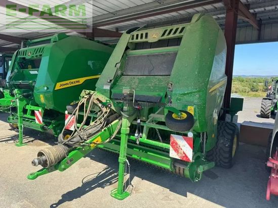 Empacadora gigant - John Deere - v451m