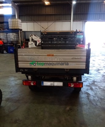VEHICULO INDUSTRIAL VOLQUETE  TRILATERAL - TOP