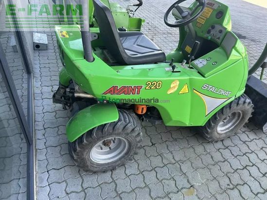 Minicargadora -  - avant 220 benzin