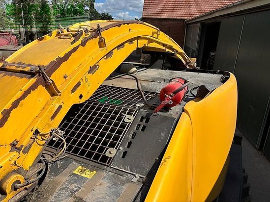 Cosechadora de Cereal - New Holland - fr 9050
