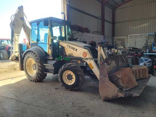 Retroexcavadora Fermec Terex 820