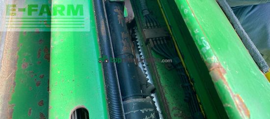 Cosechadora de Cereal - John Deere - 7700