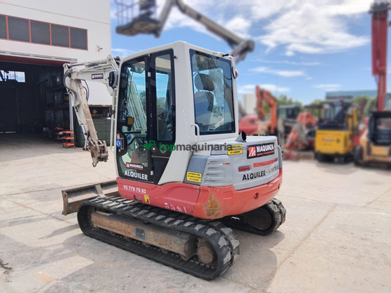Miniexcavadora TAKEUCHI TB250