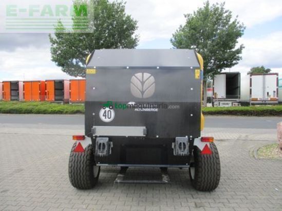 Empacadora gigant - New Holland - br 150 utility
