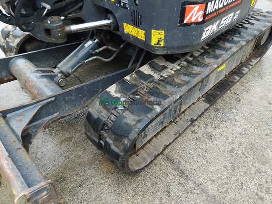 Miniexcavadora DEVELON DX50Z-7