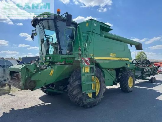 Cosechadora de Cereal - John Deere - t560