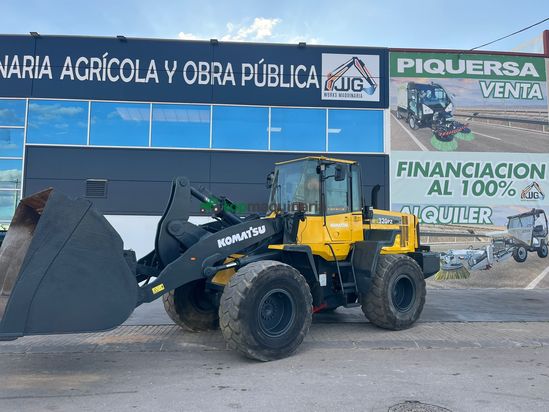 Pala cargadora -KOMATSU WA320 PZ