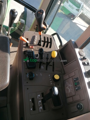 Tractor agrícola - John Deere - 6230