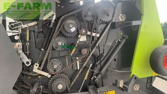 Empacadora gigant - Claas - rollant 520 rf